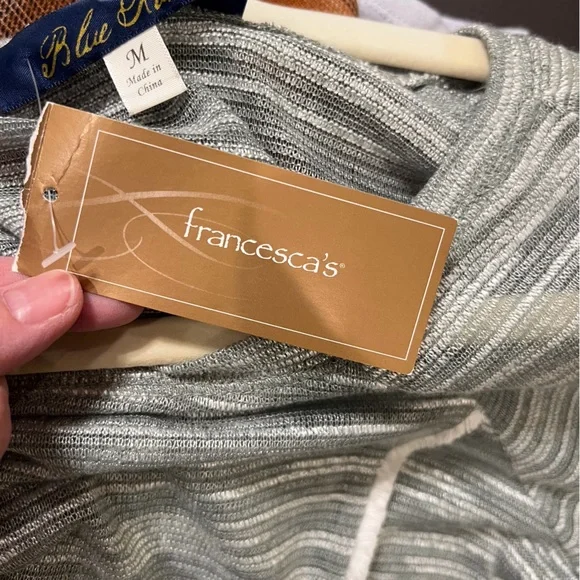 Francesca’s Blue Rain Olive Gray Light Sweater - Picture 5 of 6